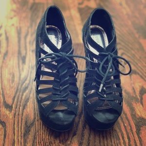Steve Madden Black Suede Lace-up wedges size 7.5